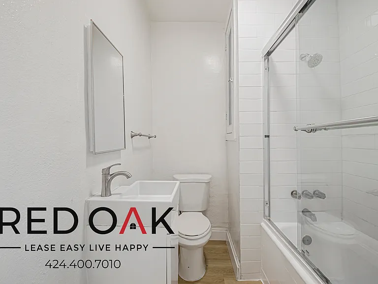 4348 Lockwood Ave #3 — Photo 9