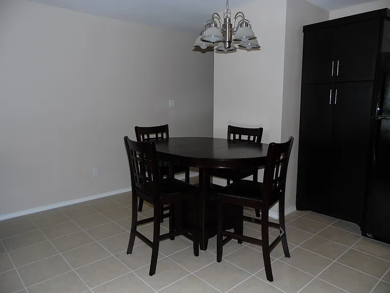 Calli Village Apartments — Photo 17