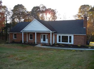 4851 Westchester Rd, Winston Salem, NC 27103