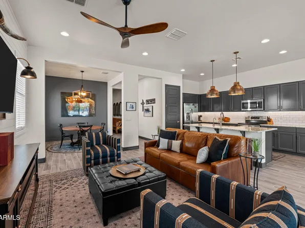 4254 Sawbuck Way, Wickenburg, AZ 85390