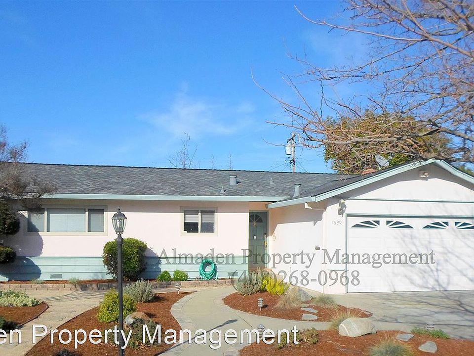 1st image of 1699 Hyacinth Ln