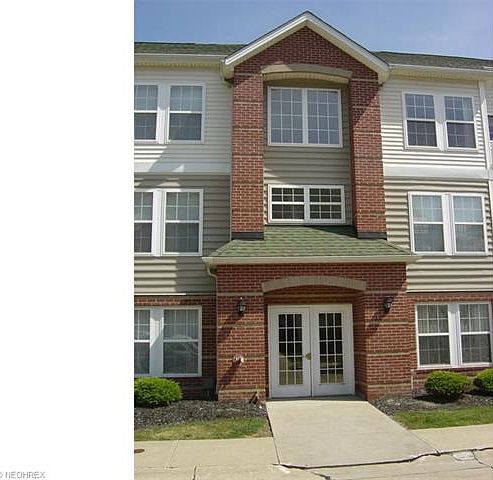 1st image of 23003 Chandlers Ln APT 343
