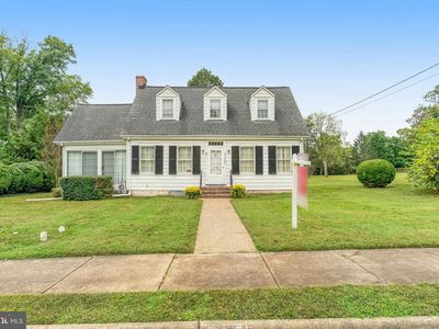 9040 Grant Ave, Manassas, VA, 20110