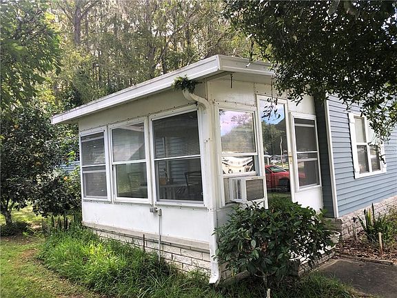 3rd image of 602 Oak Blvd