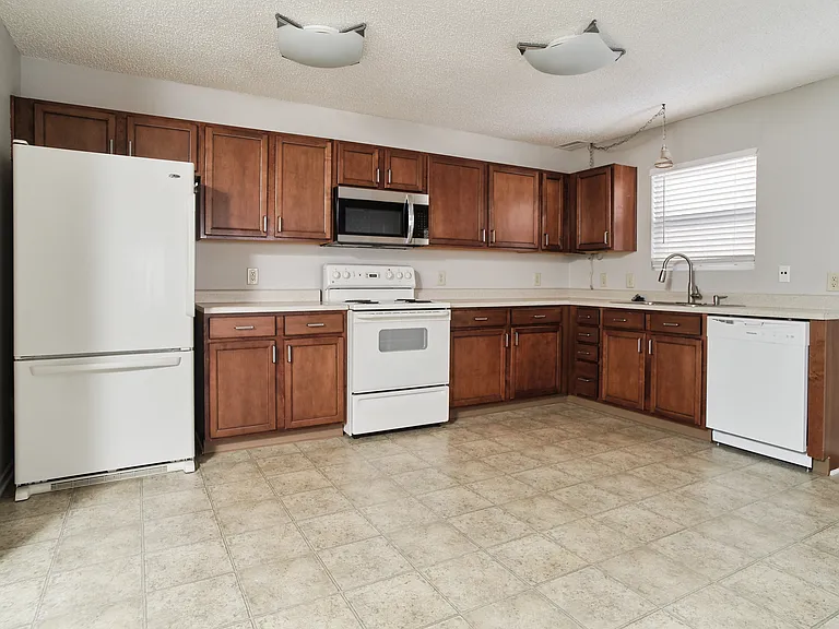 14169 Clapboard Dr — Photo 13