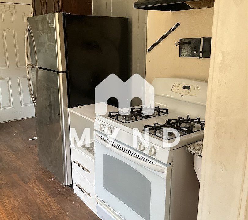 2nd image of 7025 Avenue O