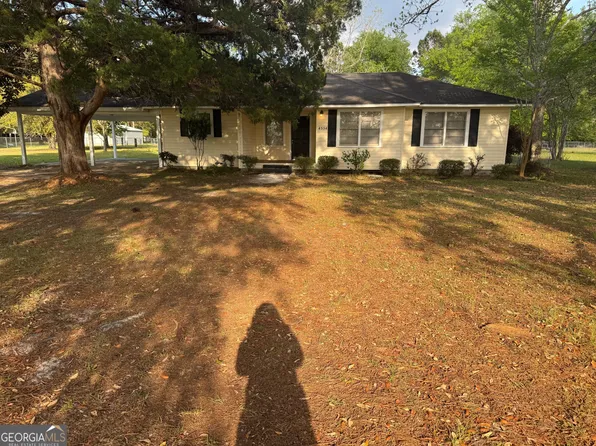 4554 Old Waltertown Rd, Waycross, GA 31503