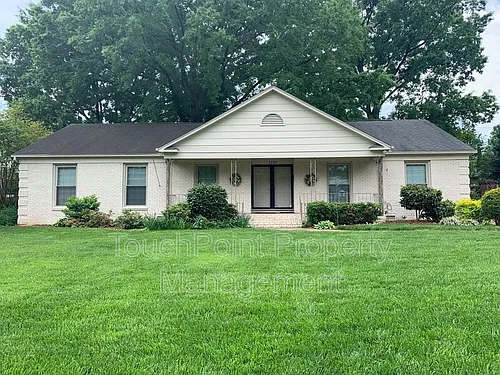 1130 Cheddington Dr Photo 1