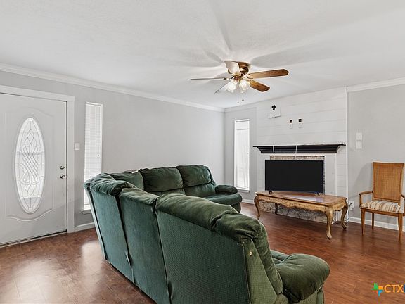 3rd image of 1051 Country Club Dr #21