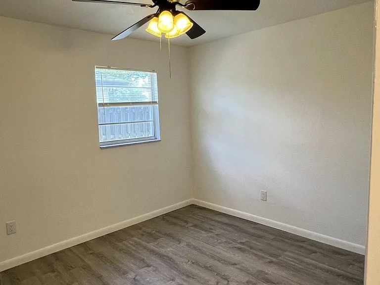 2444 Mercury Dr — Photo 14