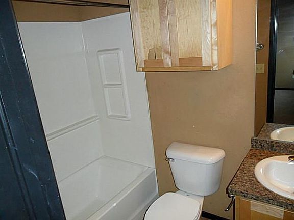 3rd image of 204 Chalmette Dr Unit 2