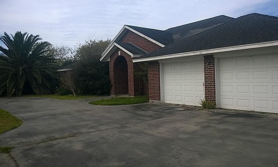2nd image of 96 W Meadowlark Dr