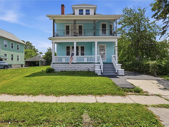 2nd image of 219 Loring Ave
