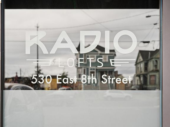 3rd image of 530 E 8th St Suite 207