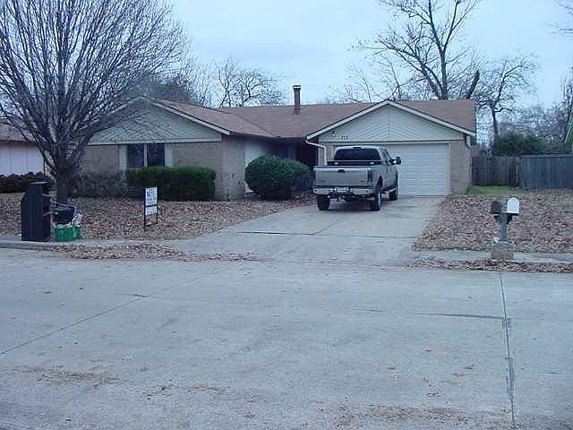 1st image of 713 Thornwood Trl