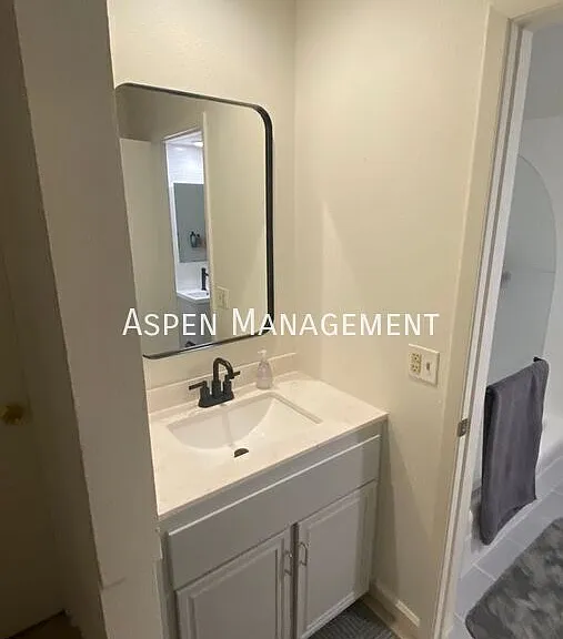 2227 Canyon Blvd #204A — Photo 12