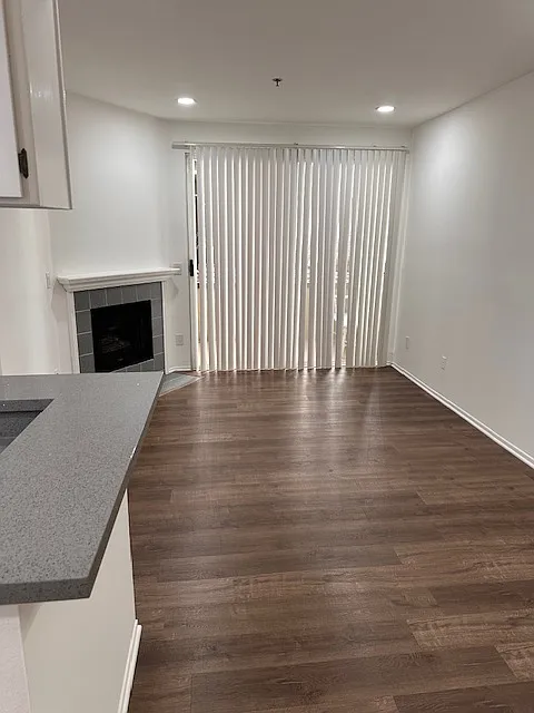Building Photo - Brentwood Apartments