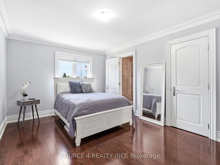 39 Amesbury Dr — Photo 26