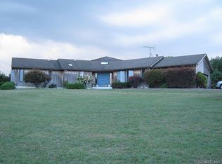 755 Ridley Rd, Newark, NY 14513