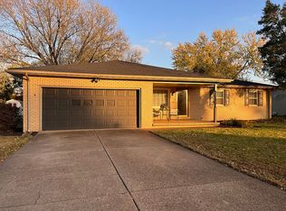 2421 Saratoga Dr, Evansville, IN 47715