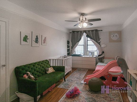 4th image of 3083 Crescent St APT 3A
