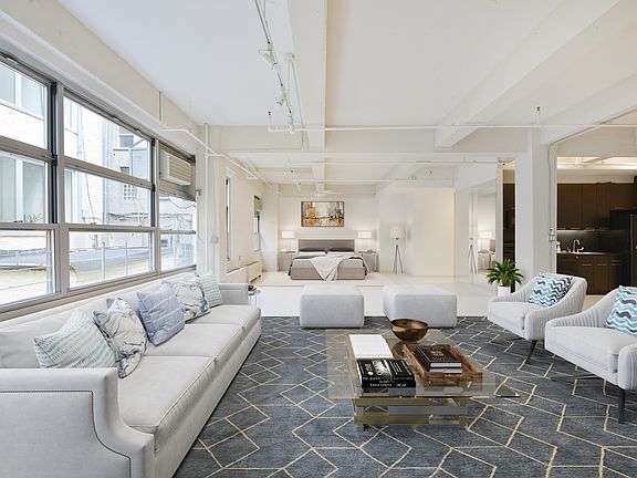 3rd image of 80 Nassau St APT 302