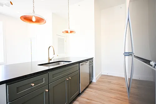 2307 Bedford Ave Photo 1
