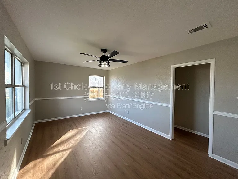 5929 Gayle Dr — Photo 4