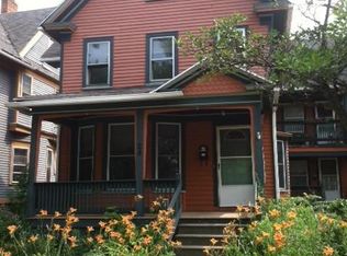 24 Alexander St, Rochester, NY 14620