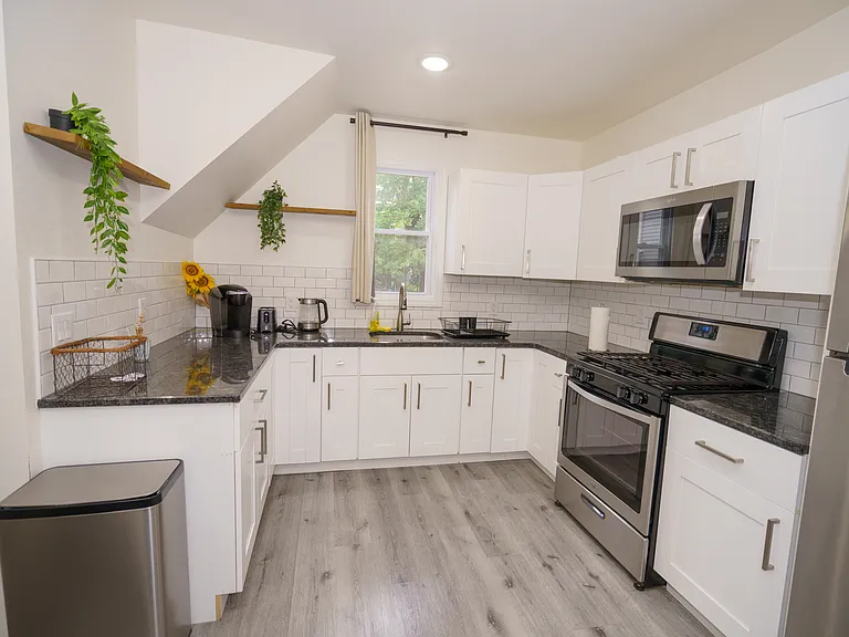 107 Highland Ave #1 — Photo 3