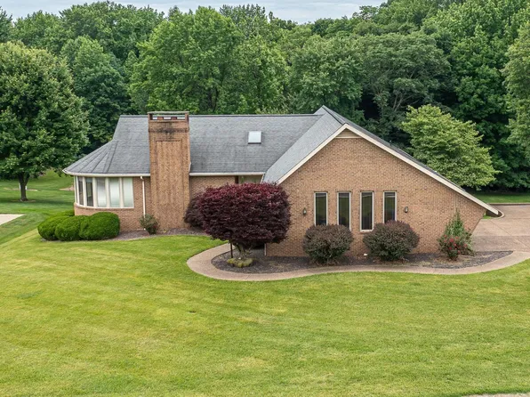 1029 University Dr, Jasper, IN 47546