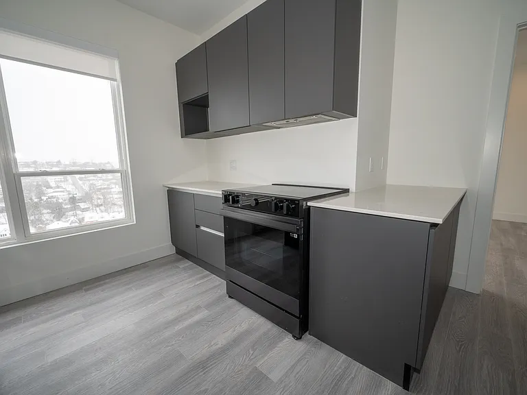 307 Prince Albert Rd — Photo 37