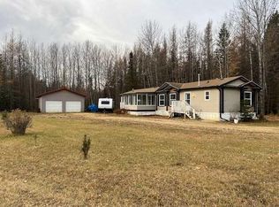 40 NE Railway Ave, Parkland County, AB T0E2Y0
