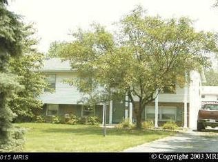 502 Lee Ct, Sterling, VA 20164