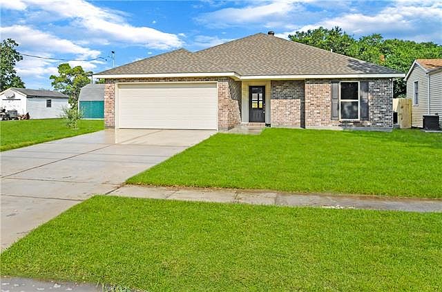 1st image of 2812 Ivy Pl
