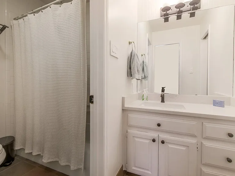 1329 Spyglass Dr — Photo 31