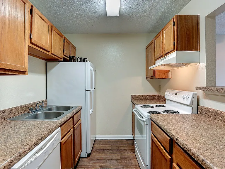Terrace Park Apartments — Photo 10