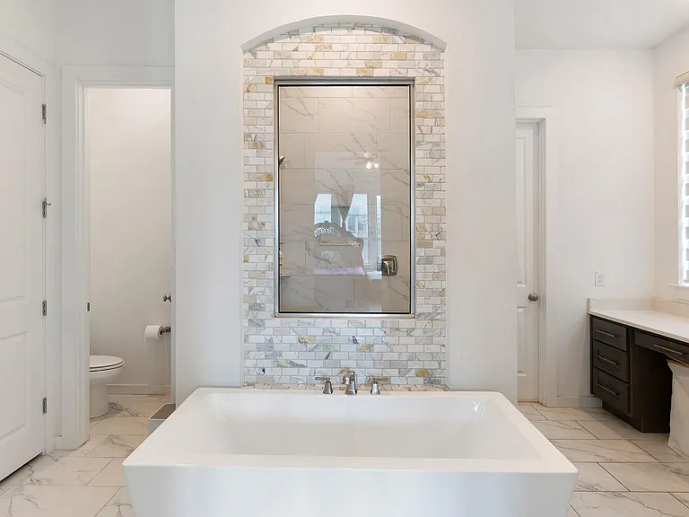 228 Lotti Ln — Photo 14