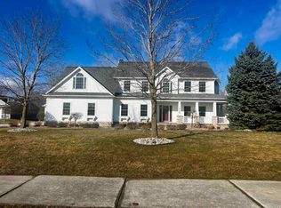 4169 Mountain View Ct, Freeland, MI 48623
