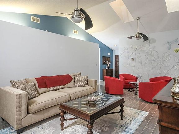 3rd image of 4610 Oak Forest Dr E #29