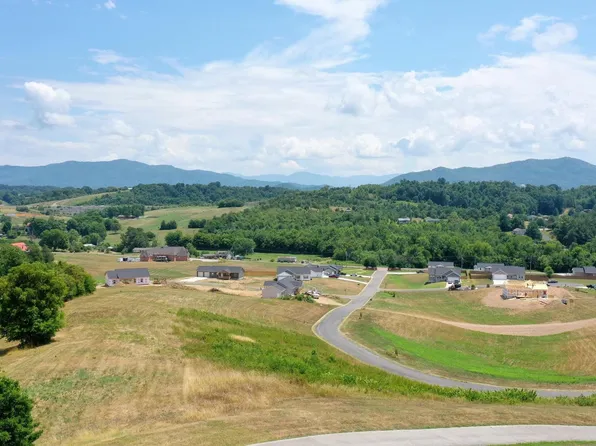 1488 Grandeur Ave, Parrottsville, TN 37843