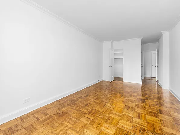 215 East 68th Street image 8 of 8