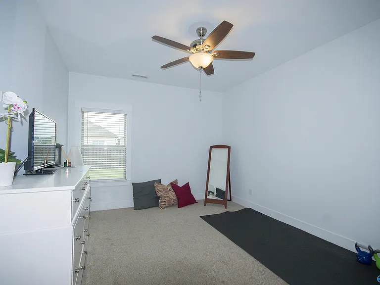 100 Bartram Way — Photo 39