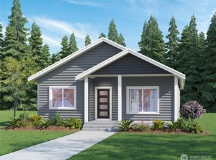 31 E Compass Ln, Allyn, WA 98524