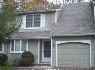 25 The Mdws, Enfield, CT 06082