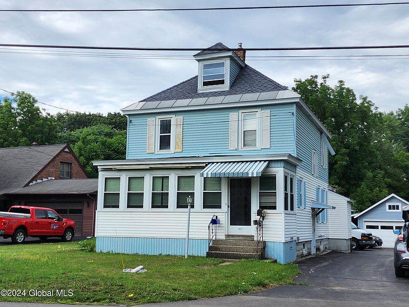 2nd image of 2805 Consaul Road