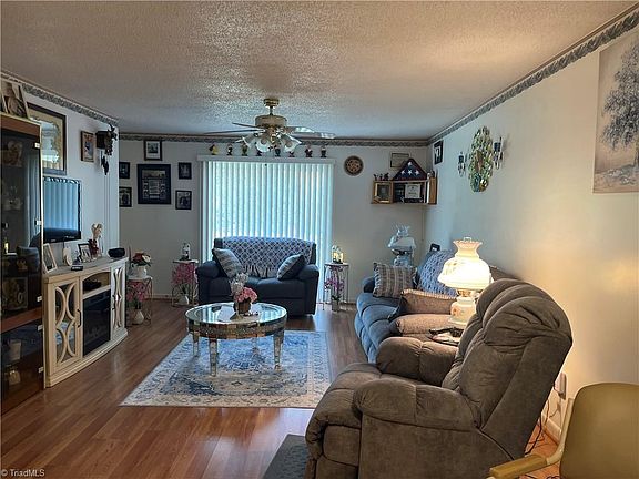 4th image of 5244 Ridge Dr