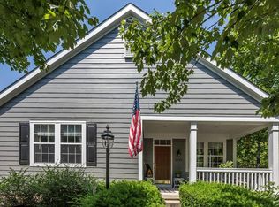 4949 Golf Village Dr, Powell, OH 43065