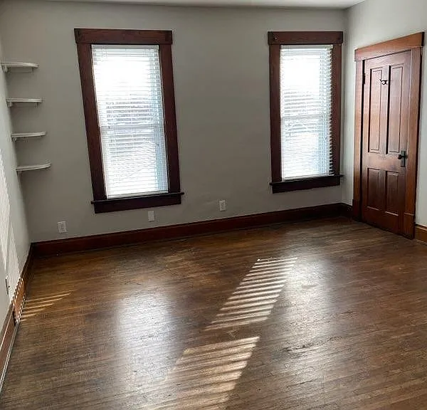 436 E Redbud Aly — Photo 12