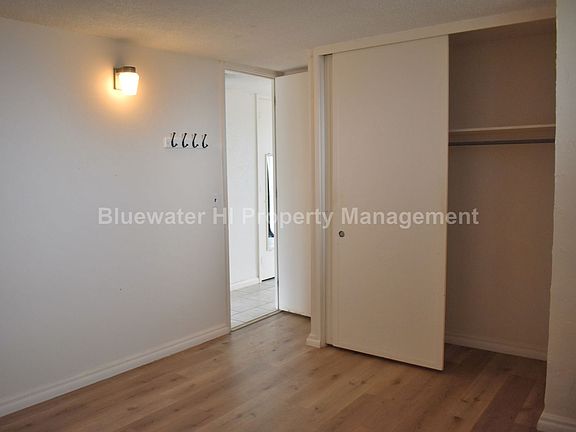 5th image of 1702 Kewalo St APT 708